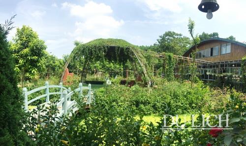 Khu“Vườn thượng uyển” là nơi tổ chức sự kiện với không gian mướt xanh huyền ảo như cổ tích